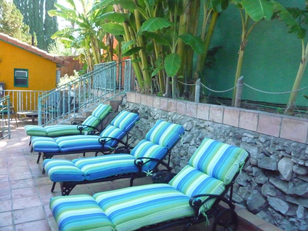 Woodland Hills Calabasas Guesthouses Los Angeles Exterior photo