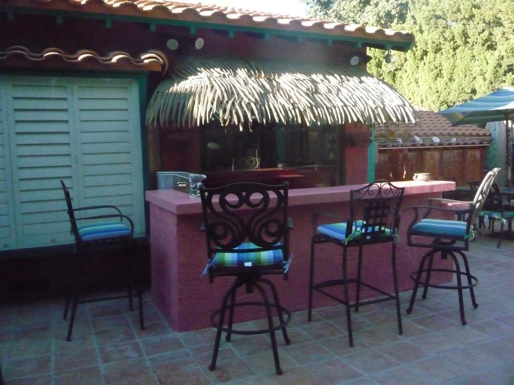 Woodland Hills Calabasas Guesthouses Los Angeles Exterior photo