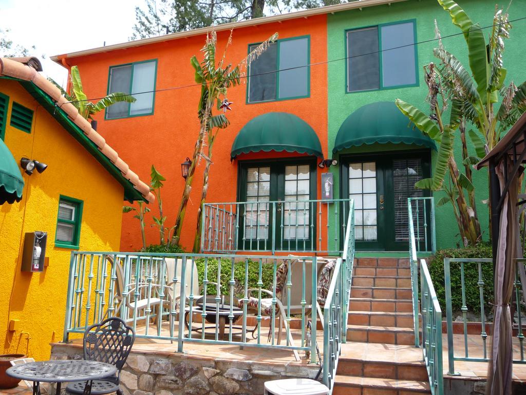 Woodland Hills Calabasas Guesthouses Los Angeles Exterior photo
